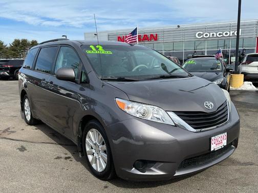 2012 Toyota Sienna LE