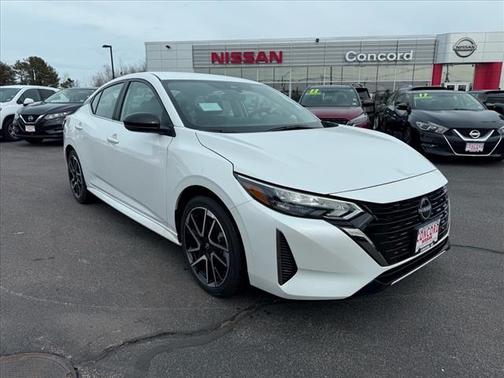 Aspen White 2025 Nissan Sentra SR