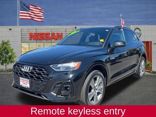 Mythos Black Metallic 2025 Audi Q5 45 S line quattro Premium