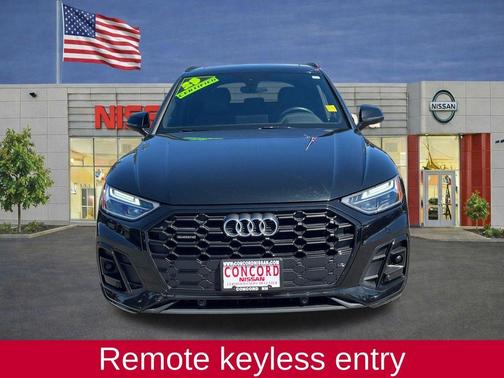 Mythos Black Metallic 2025 Audi Q5 45 S line quattro Premium