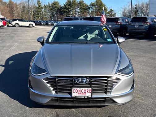 2022 Hyundai SONATA SE