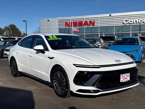 2024 Hyundai SONATA Hybrid SEL