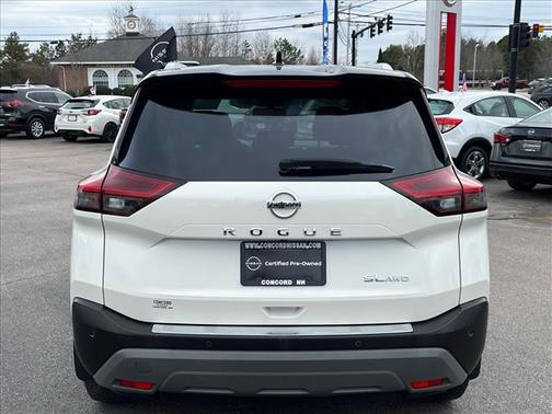 2021 Nissan Rogue SL