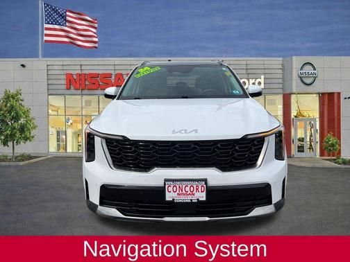 Glacial White Pearl 2024 Kia Sorento S