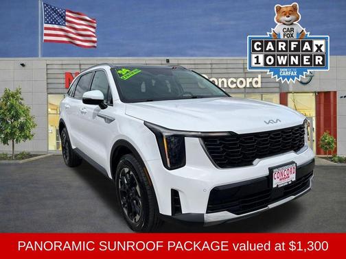 Glacial White Pearl 2024 Kia Sorento S