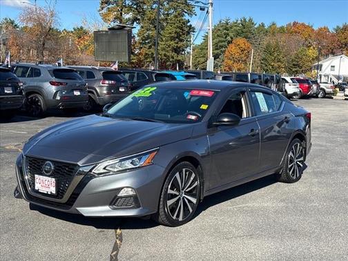 2022 Nissan Altima 2.5 SR