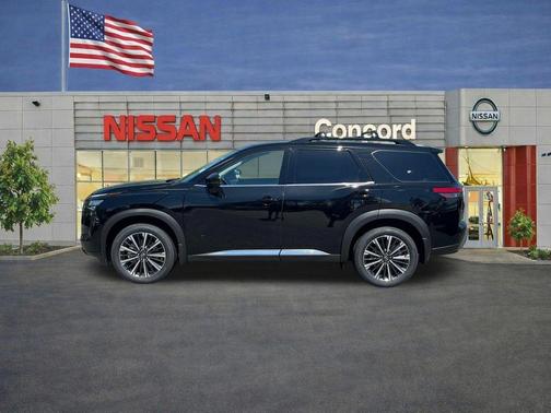 Black 2026 Nissan Pathfinder Platinum