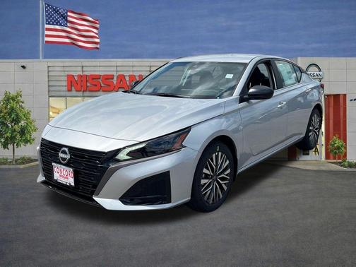 Brilliant Silver Metallic 2026 Nissan Altima SV