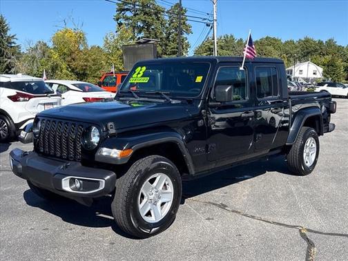 Black Clearcoat 2023 Jeep Gladiator Sport