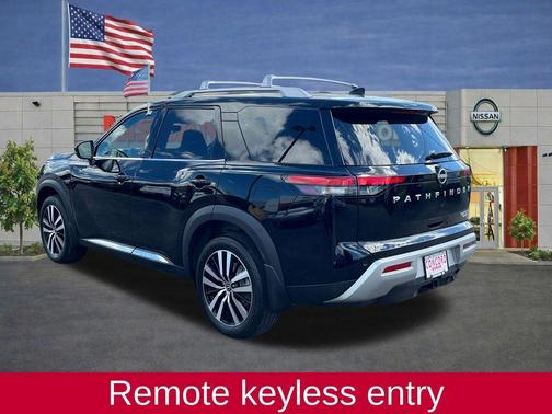 Black 2024 Nissan Pathfinder Platinum