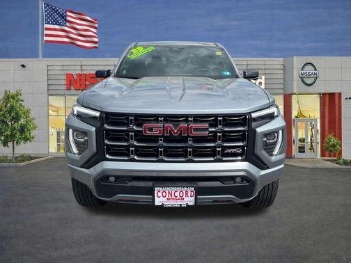 Sterling 2025 GMC Canyon AT4