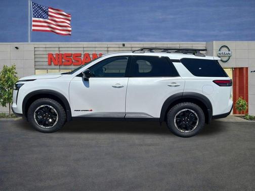 Everest White P 2026 Nissan Pathfinder Rock Creek