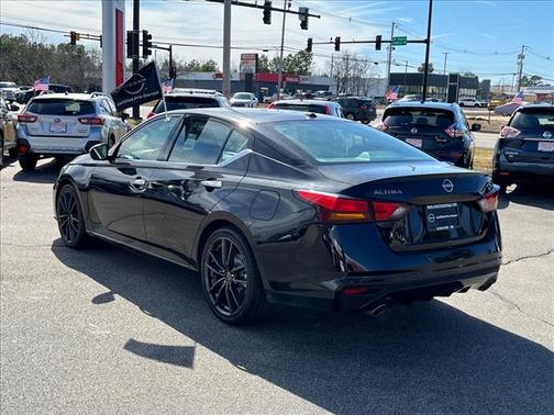 Black 2023 Nissan Altima 2.5 SL