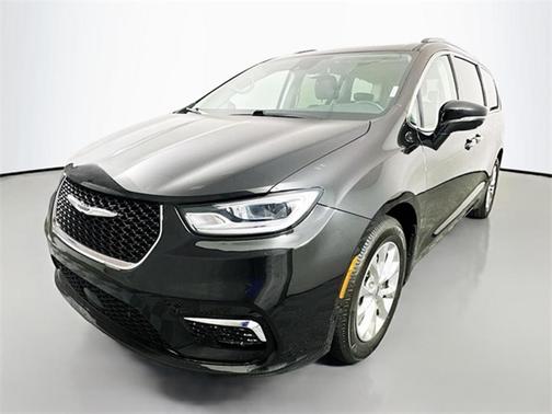2021 Chrysler Pacifica Touring-L