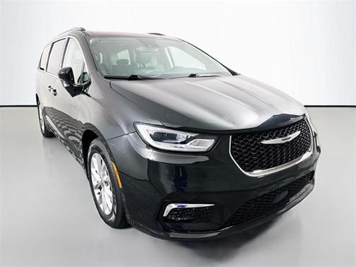 2021 Chrysler Pacifica Touring-L