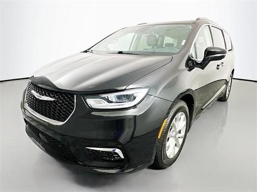 2021 Chrysler Pacifica Touring-L