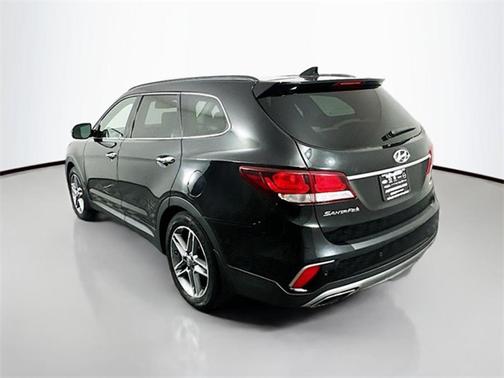 2017 Hyundai SANTA FE SE Ultimate