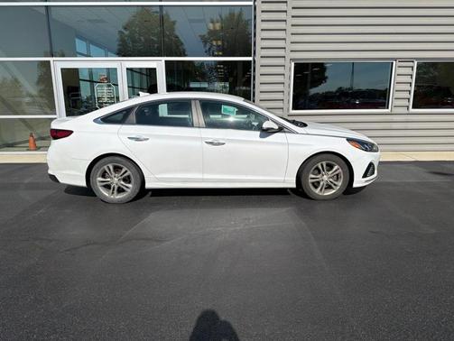 Quartz White 2019 Hyundai SONATA SEL