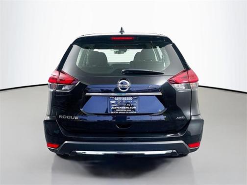2019 Nissan Rogue S