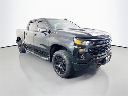 2023 Chevrolet Silverado 1500 Custom Trail Boss
