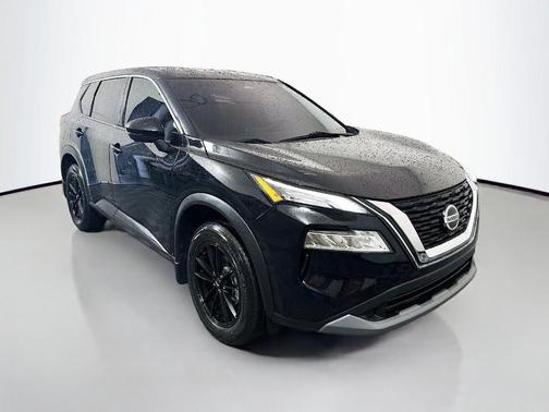 Black 2021 Nissan Rogue SV