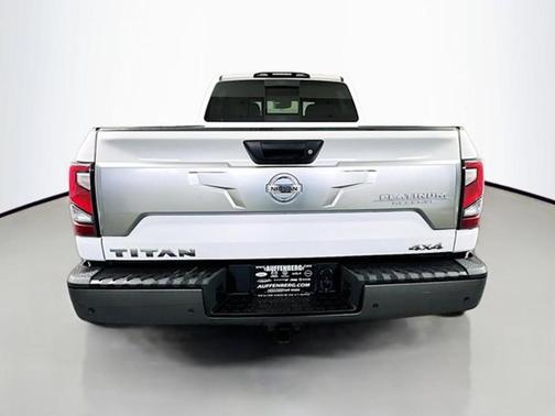 2021 Nissan Titan Platinum Reserve