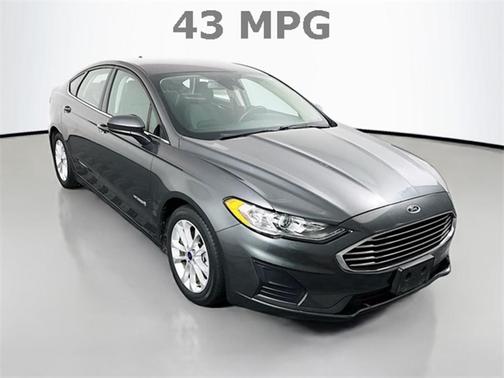 2019 Ford Fusion Hybrid SE