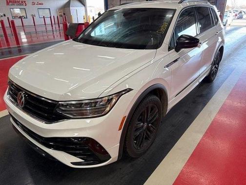 2022 Volkswagen Tiguan 2.0T SE R-Line Black