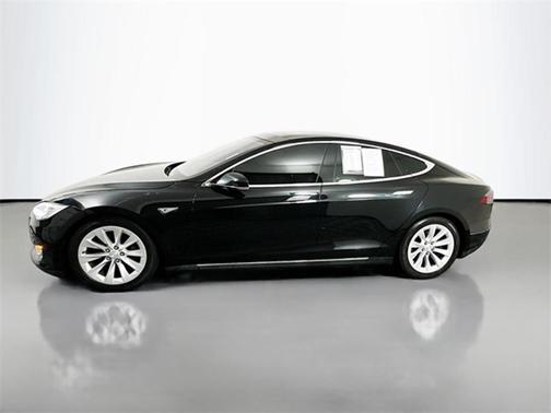 2016 Tesla Model S 70D