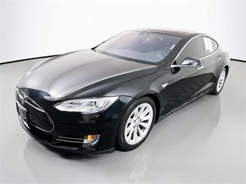2016 Tesla Model S 70D