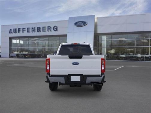 2026 Ford F-350 XLT