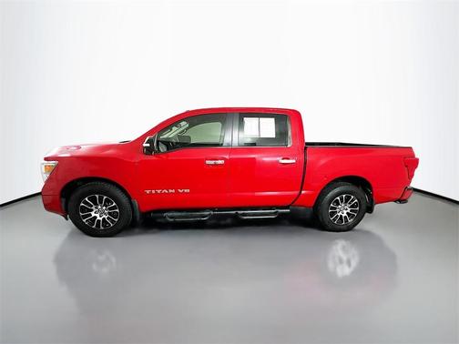 2020 Nissan Titan SV