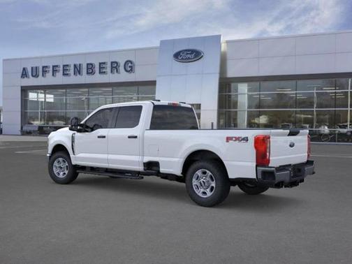 2026 Ford F-350 XLT