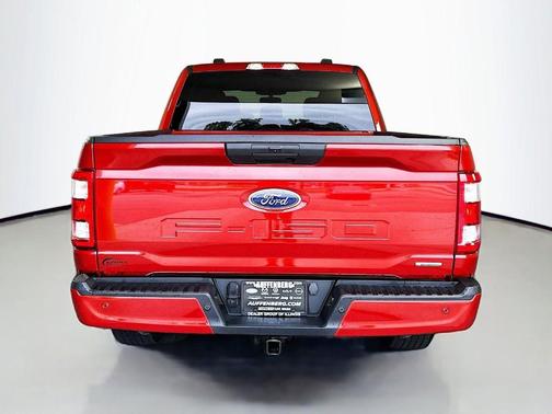 Chili Pepper Red 2023 Ford F-150 XL