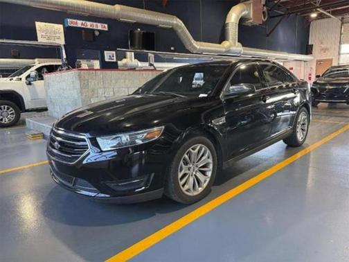 Shadow Black 2018 Ford Taurus Limited