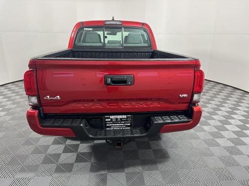 2018 Toyota Tacoma SR