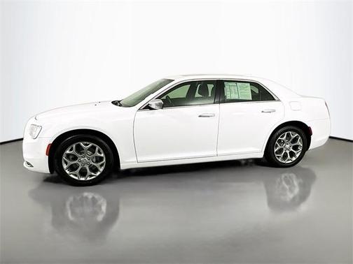 2017 Chrysler 300C Platinum