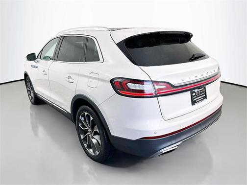 2021 Lincoln Nautilus Reserve
