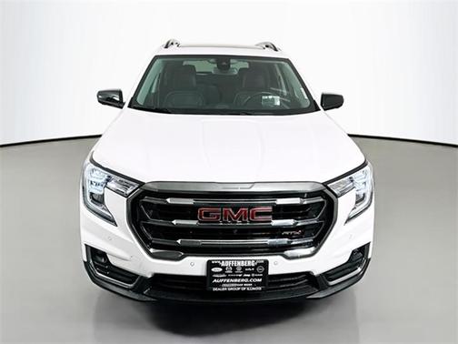 2022 GMC Terrain AT4