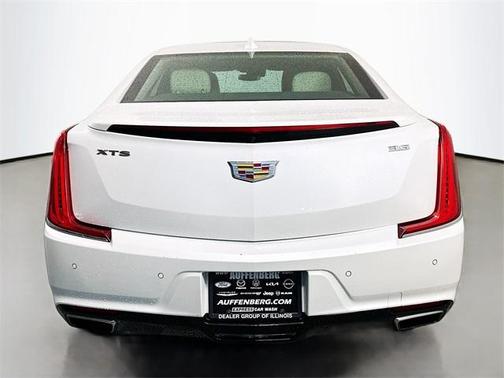 2018 Cadillac XTS Premium Luxury