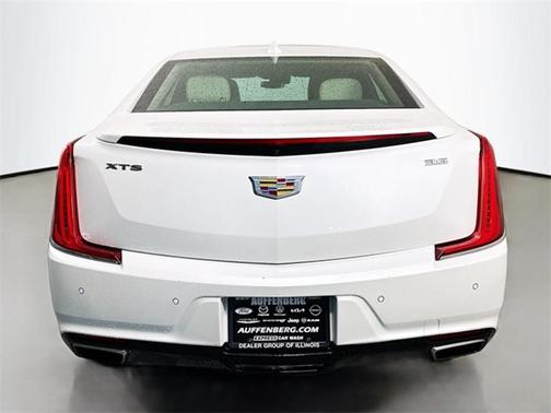 2018 Cadillac XTS Premium Luxury