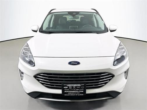 2022 Ford Escape PHEV Titanium