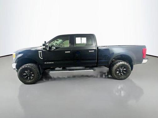 Shadow Black 2017 Ford F-250 XLT