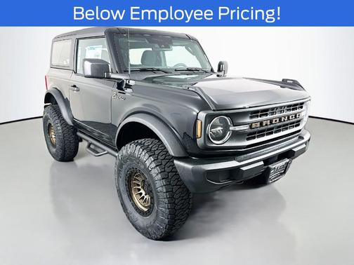 Shadow Black 2026 Ford Bronco Base