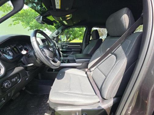 Granite Crystal Clearcoat Metallic 2019 RAM 1500 Big Horn
