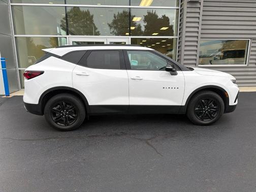 Summit White 2021 Chevrolet Blazer 2LT
