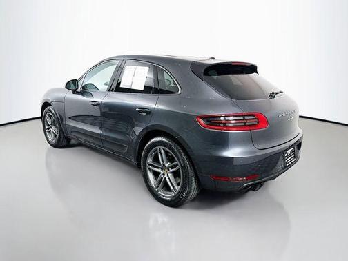 2018 Porsche Macan Base