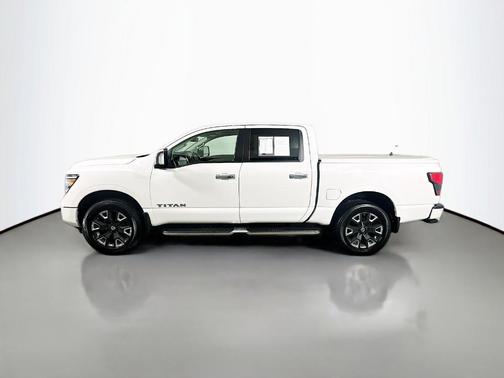 White 2021 Nissan Titan SL