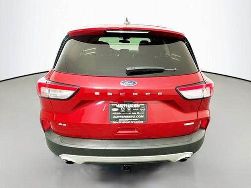 Rapid Red Metallic Tinted Clearcoat 2020 Ford Escape SE
