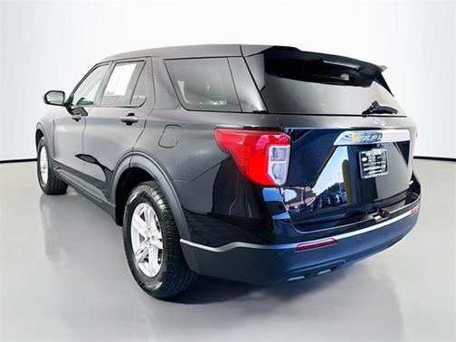 2022 Ford Explorer Base
